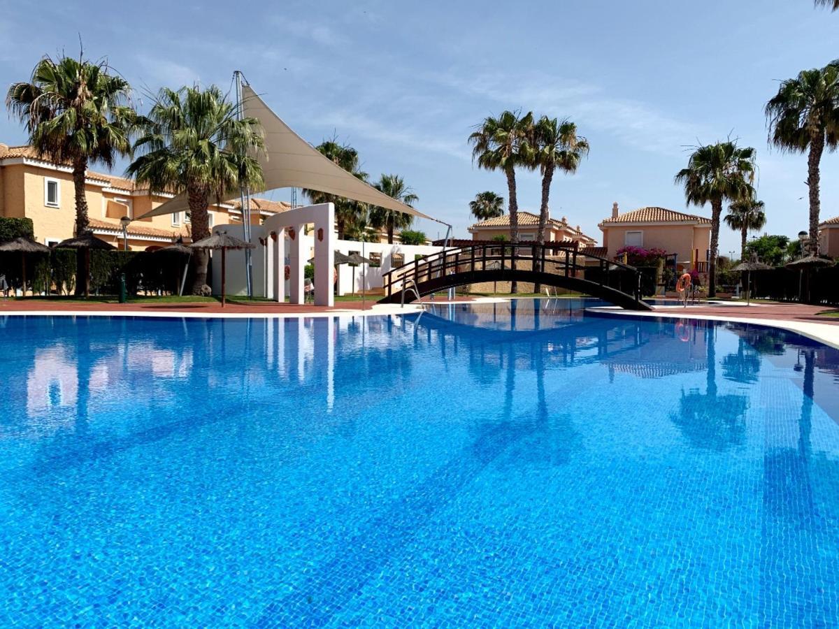 Marinas Sol - Tu Hogar Con Jardin Privado! Lejlighed Vera Eksteriør billede